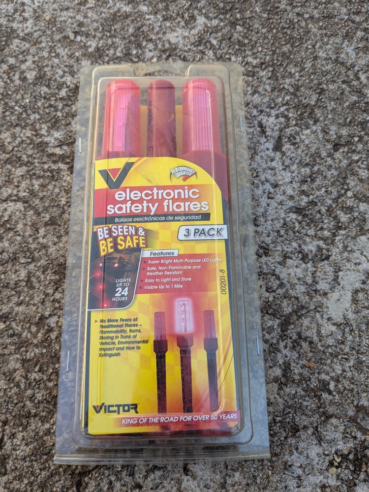Victor Electronic Safety Flares 3-pack