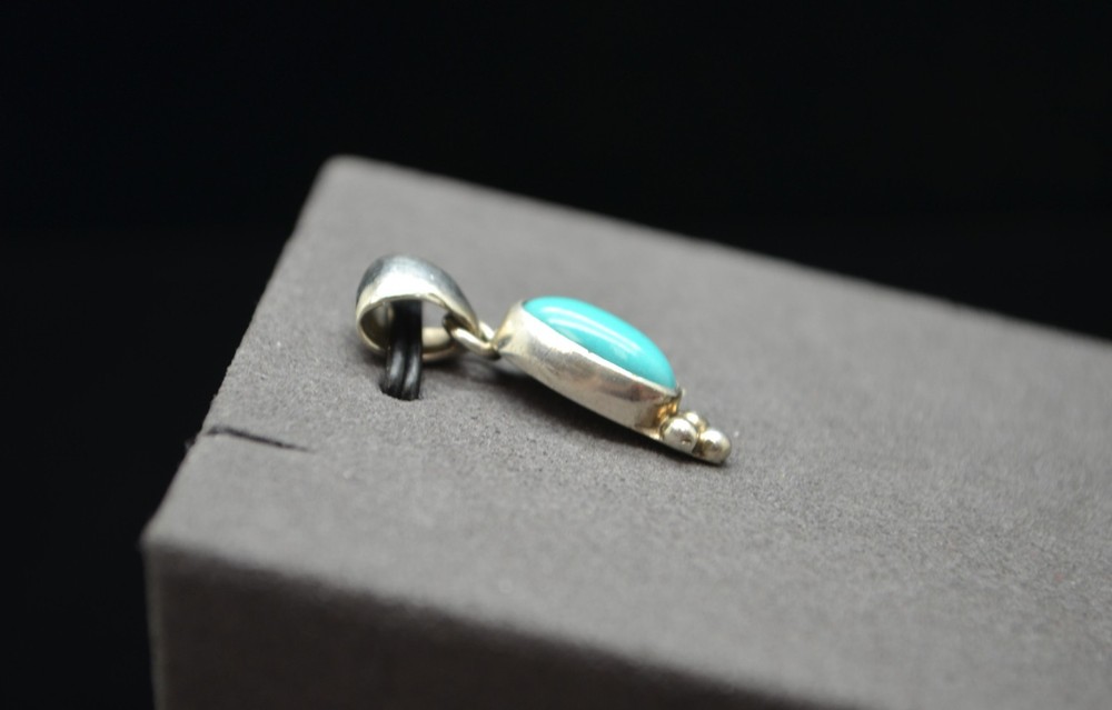 Sterling Silver Light Blue Oval Stone Pendant #FMF858
