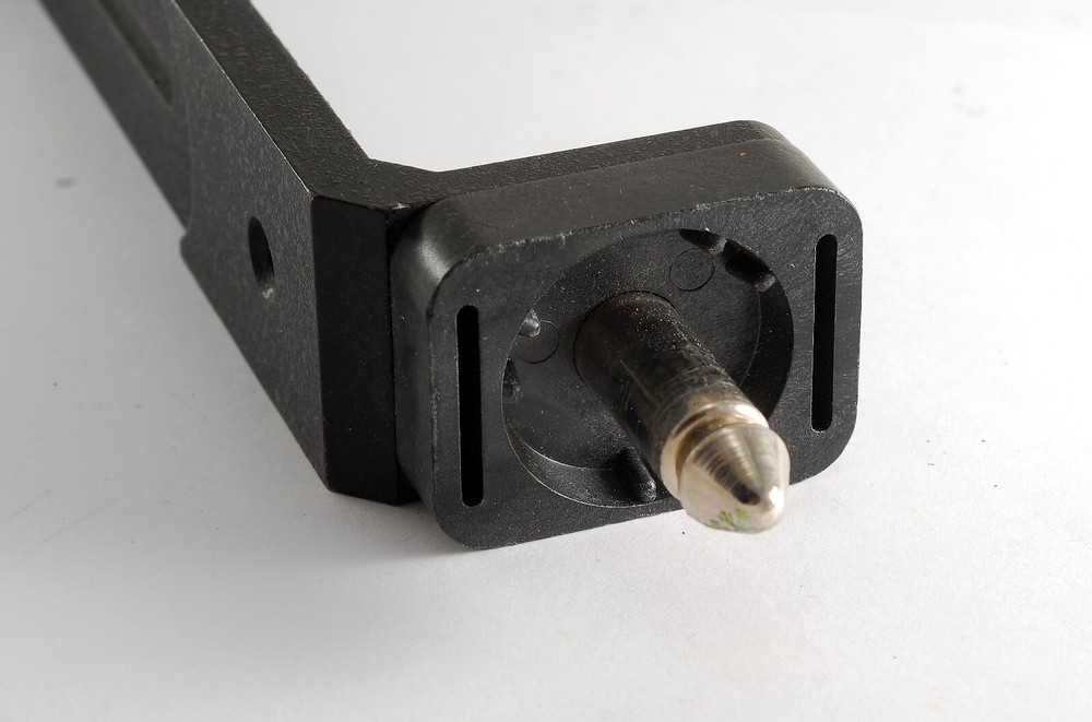 VIVITAR Camera Bottom Plate For Flash Bracket Flash Grip Used