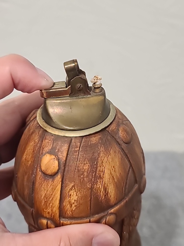 Handmade plaster lighter