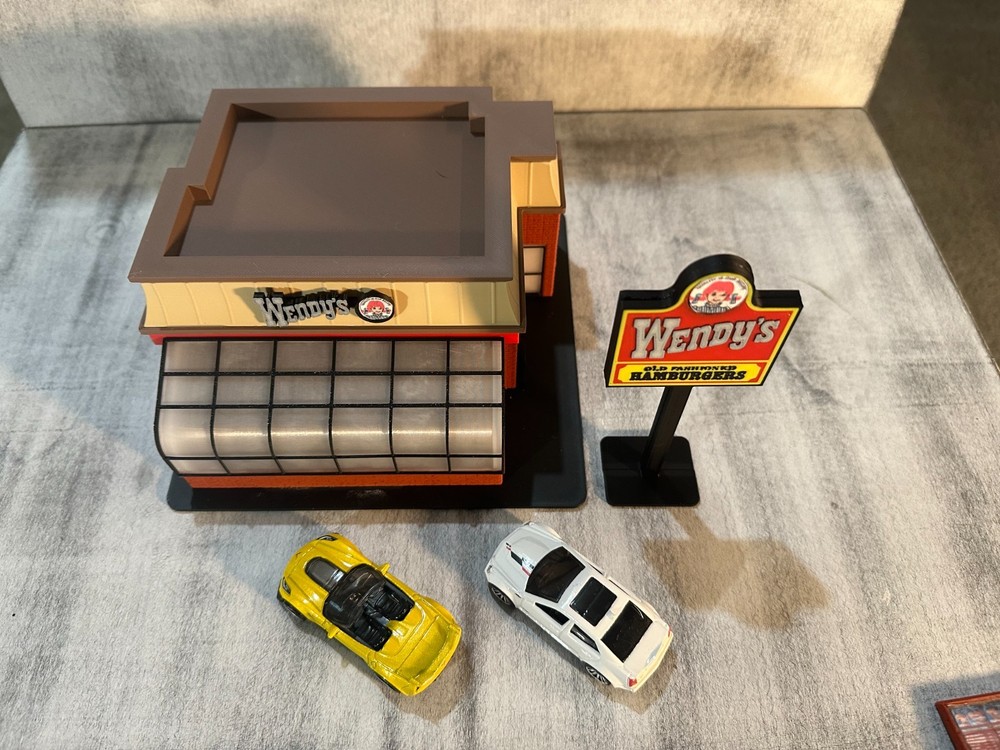 Retro Wendy's 1:64 Scale Diorama