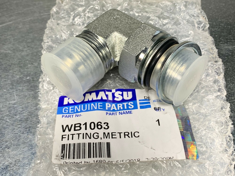 Komatsu WB1063 Fitting Metric
