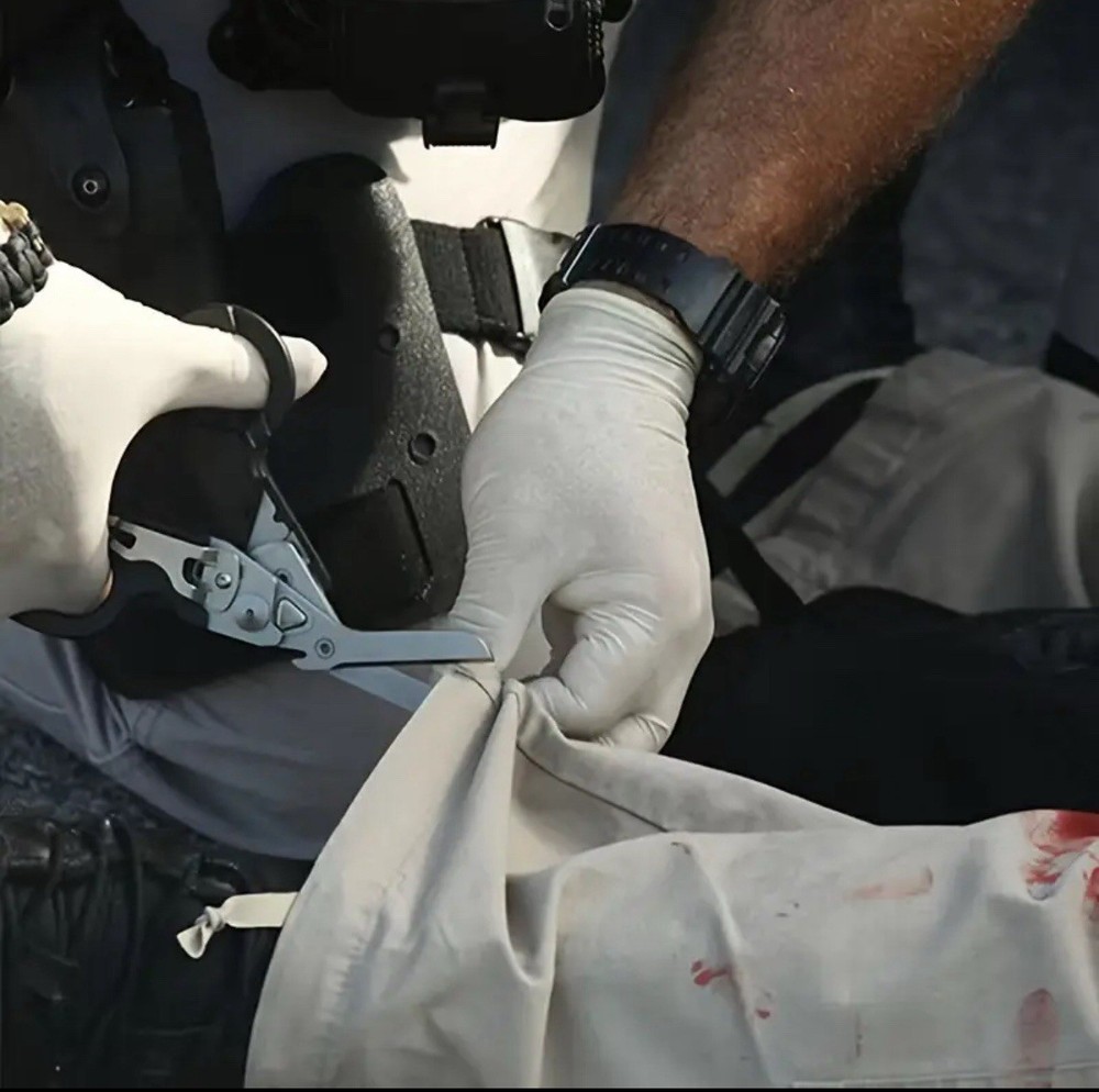 Life Saving Emt Scissors Multi Function Sharp Ring Cutter Wrench Belt Cutter