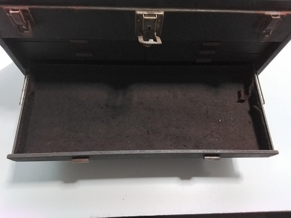 Kennedy Vintage Machinist Tool Box.