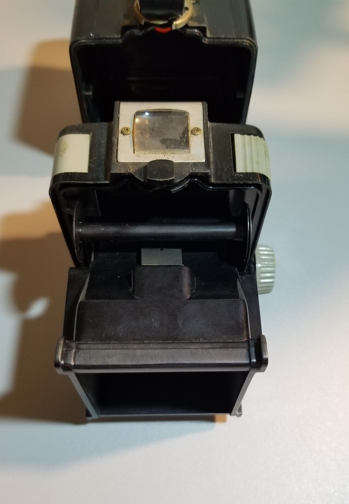 Vintage Kodak Brownie Hawkeye Flash Model Camera