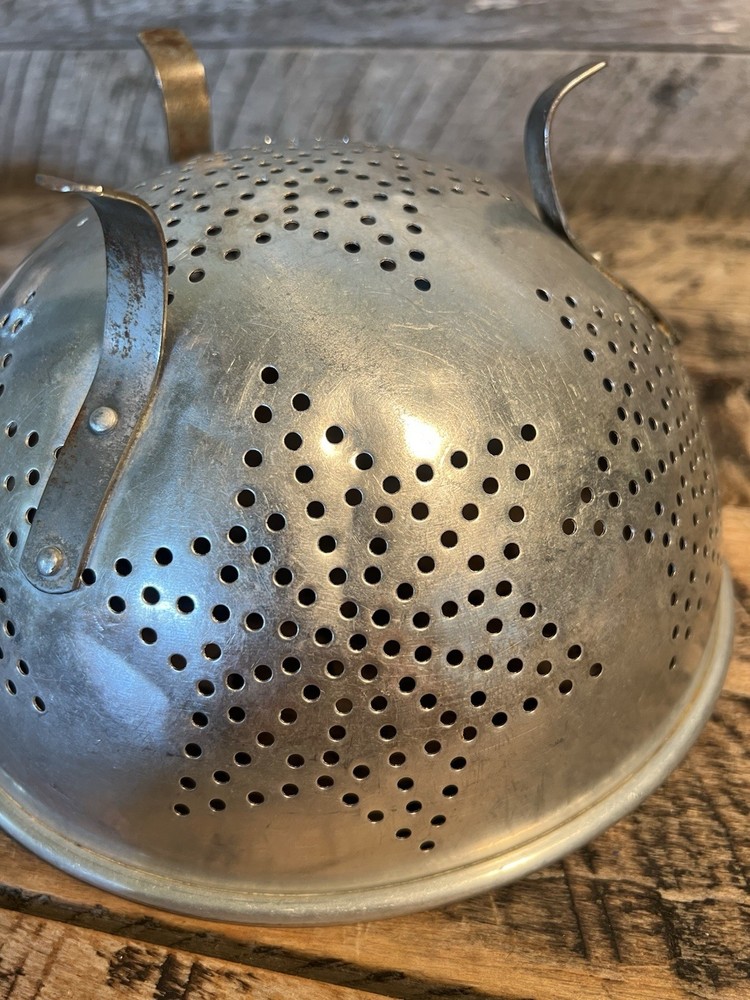 Vtg Metal Star Calander Strainer Kitchen Decor 3#