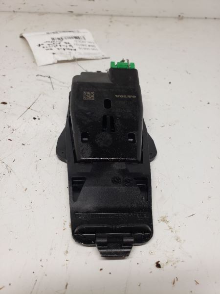 Camera/Projector Camera Closing Velocity Module 2014-2018 VOLVO S60 Tested OEM