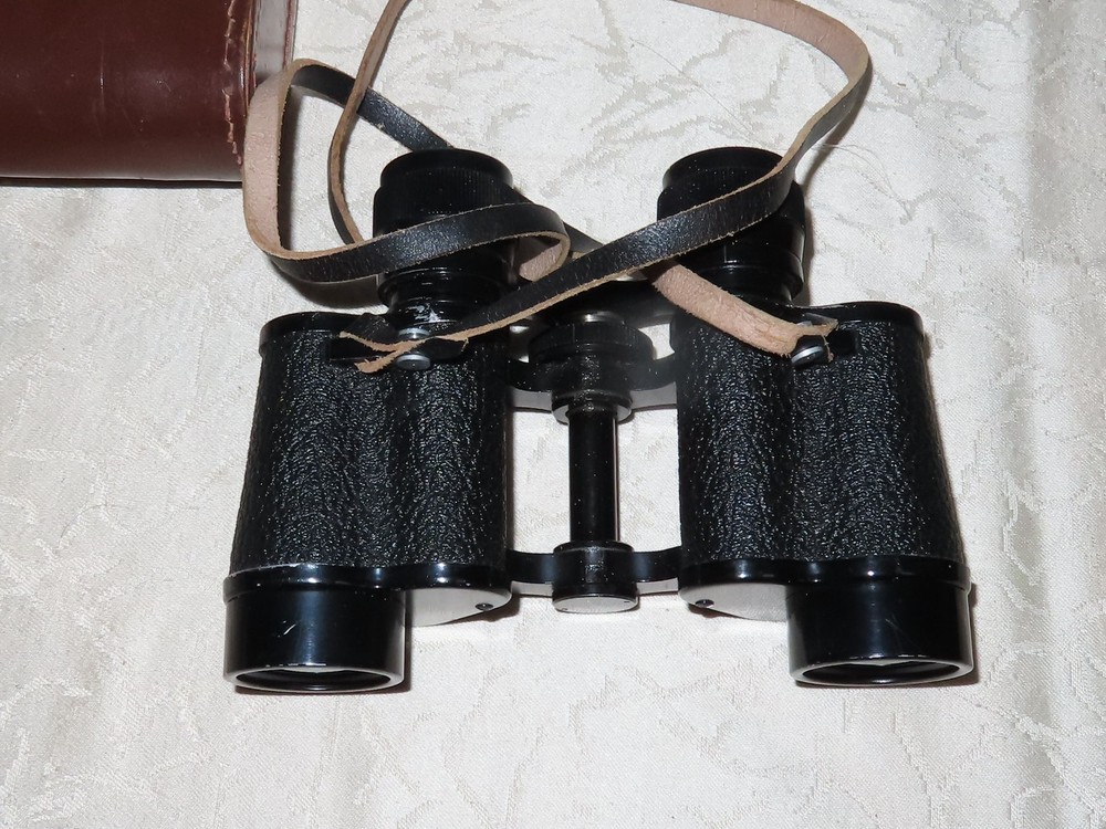 Panora Optik Universal 8X30 Binoculars With Case!