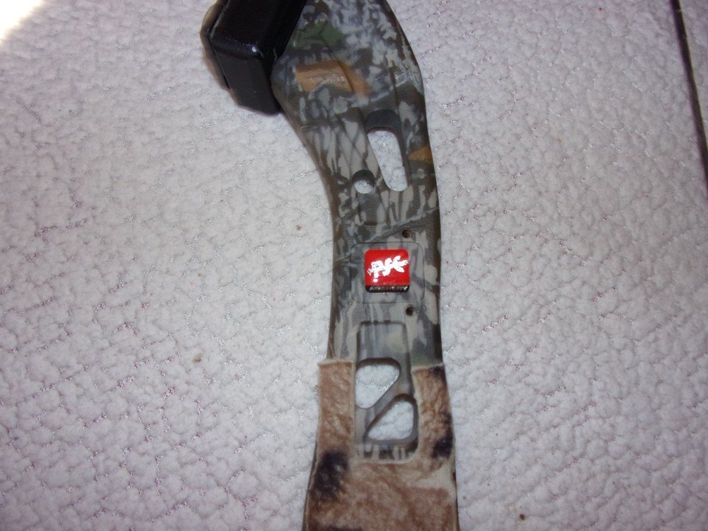 PSE Archery F-4 Maxis Compound Bow