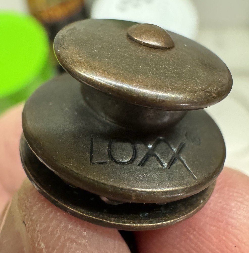 Loxx Strap Lock Set Black Chrome