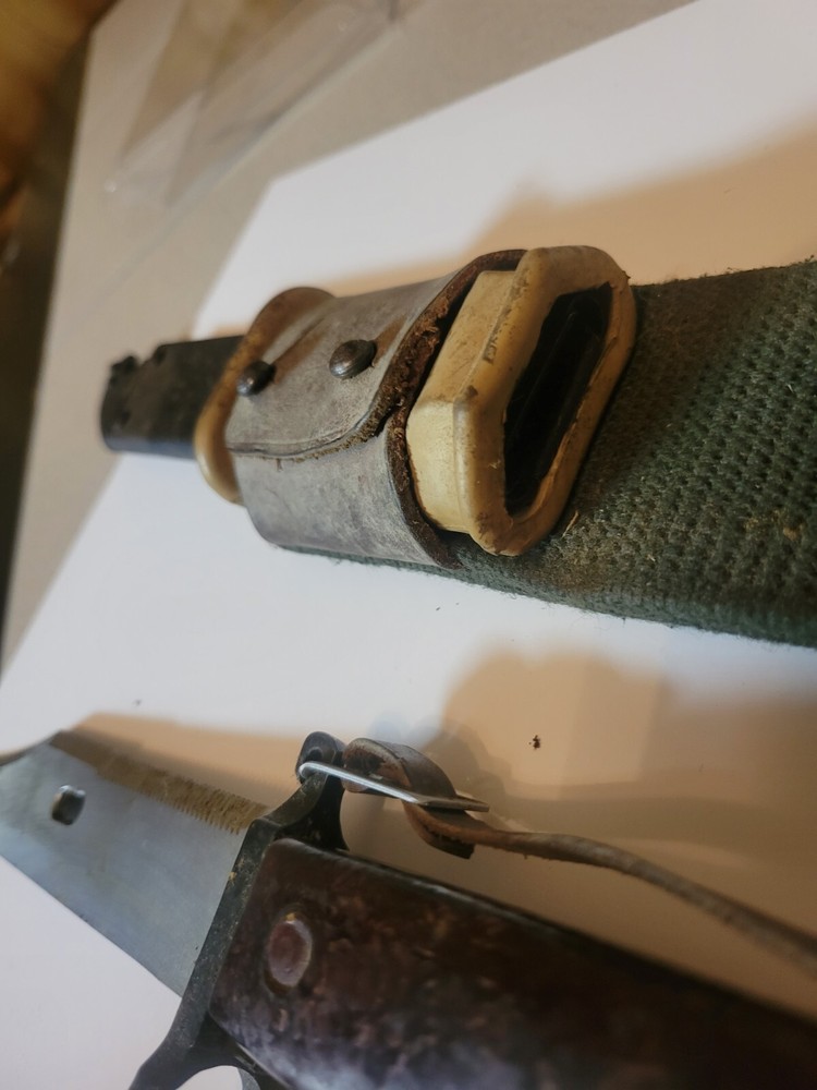 Romanian Bakelite Wirecutter Bayonet & Scabbard Type l Complete
