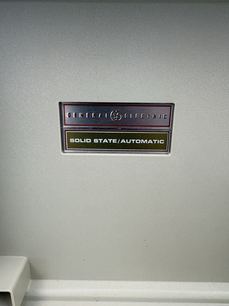 Vintage General Electric Portable Record Player, Solid State Automatic 4-Speed