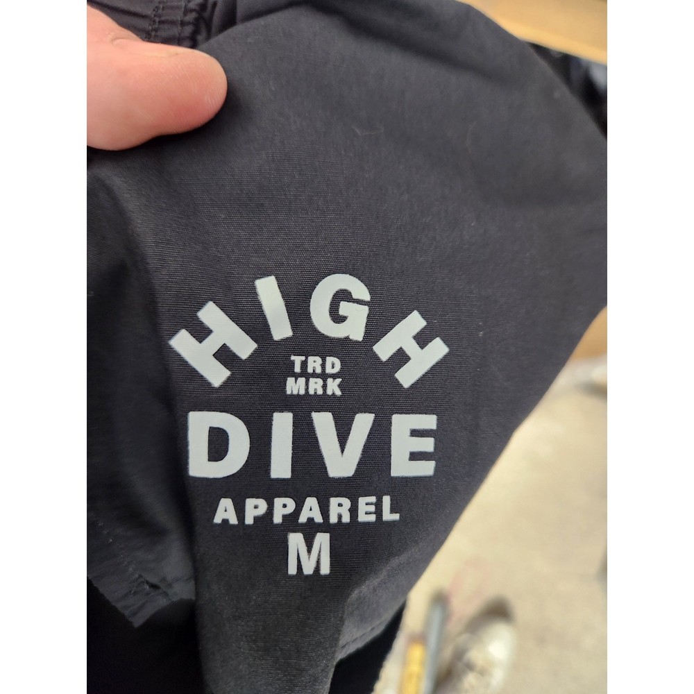 High Dive Shorts Men's medium