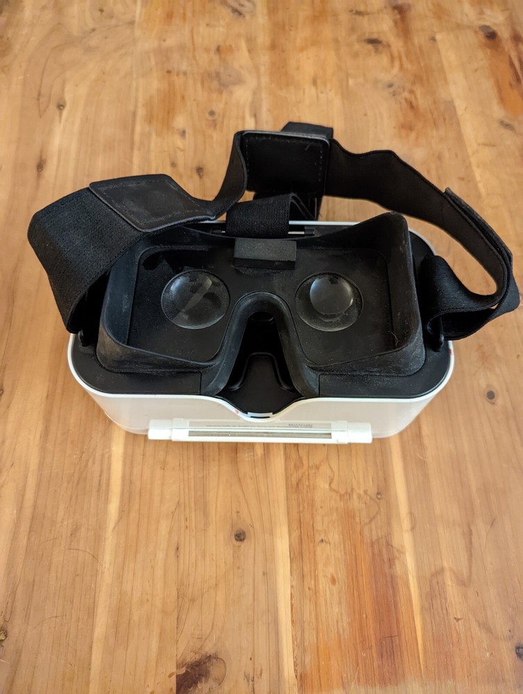 VR headset For Cellphone Merch source 2017