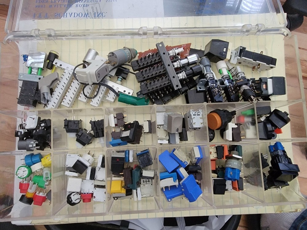 Micro Switches HUGE LOT!!
