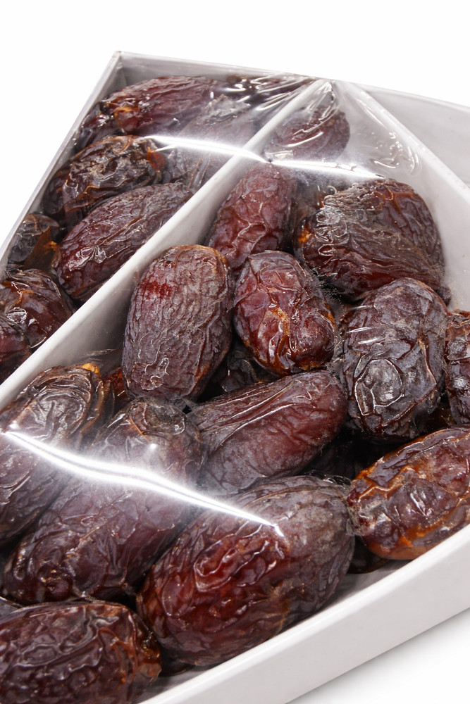 Rolling Camel California Medjool Dates (4 lb)FRESH
