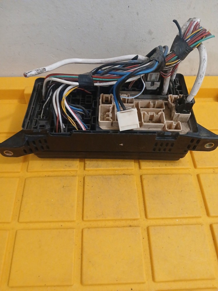 2000 Lexus RX300 Fuse Box