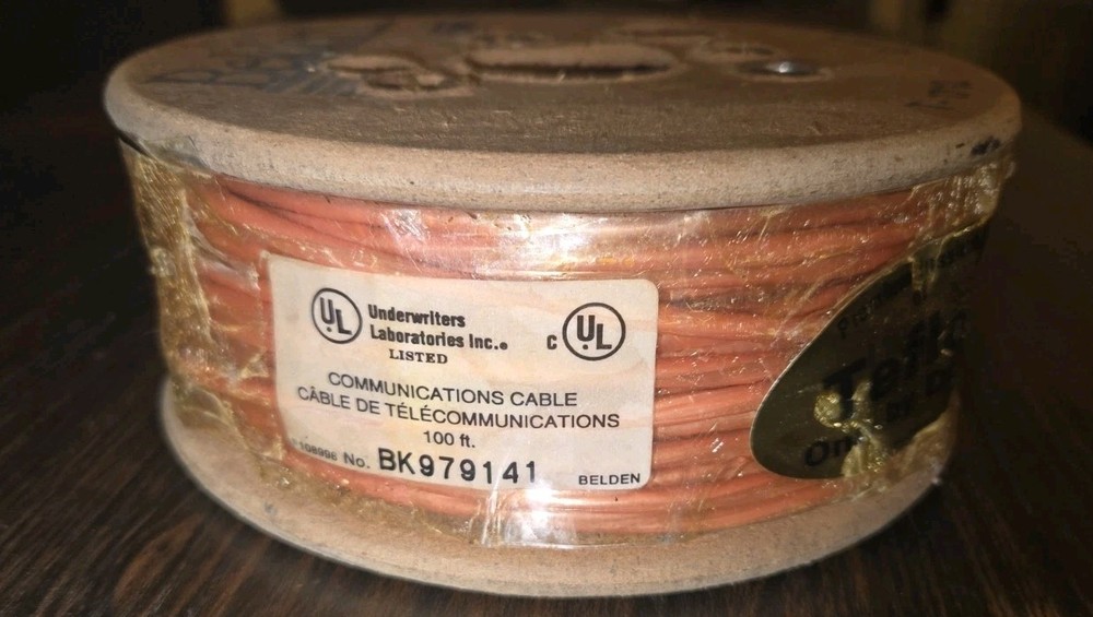 100FEET BELDEN 88760 PLENUM CABLE 18 AWG