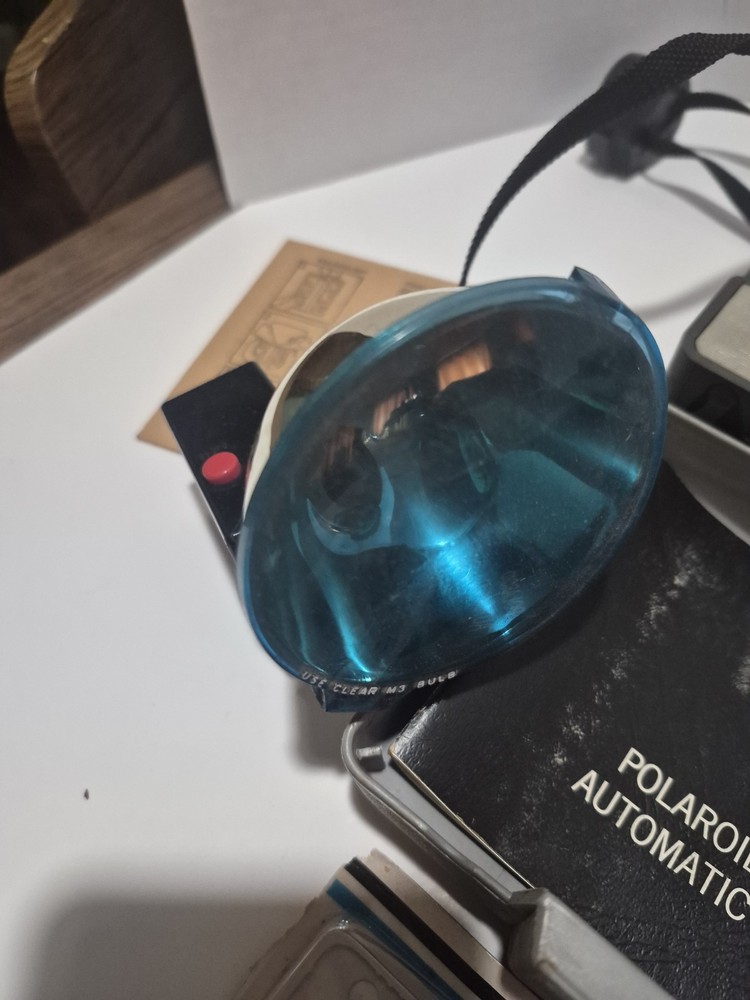 Poloroid Automatic 250 Land Camera Bundle