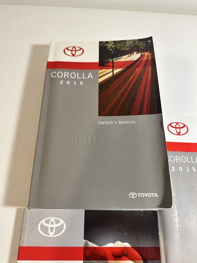 2015 Toyota Corolla Owner's Manual Set