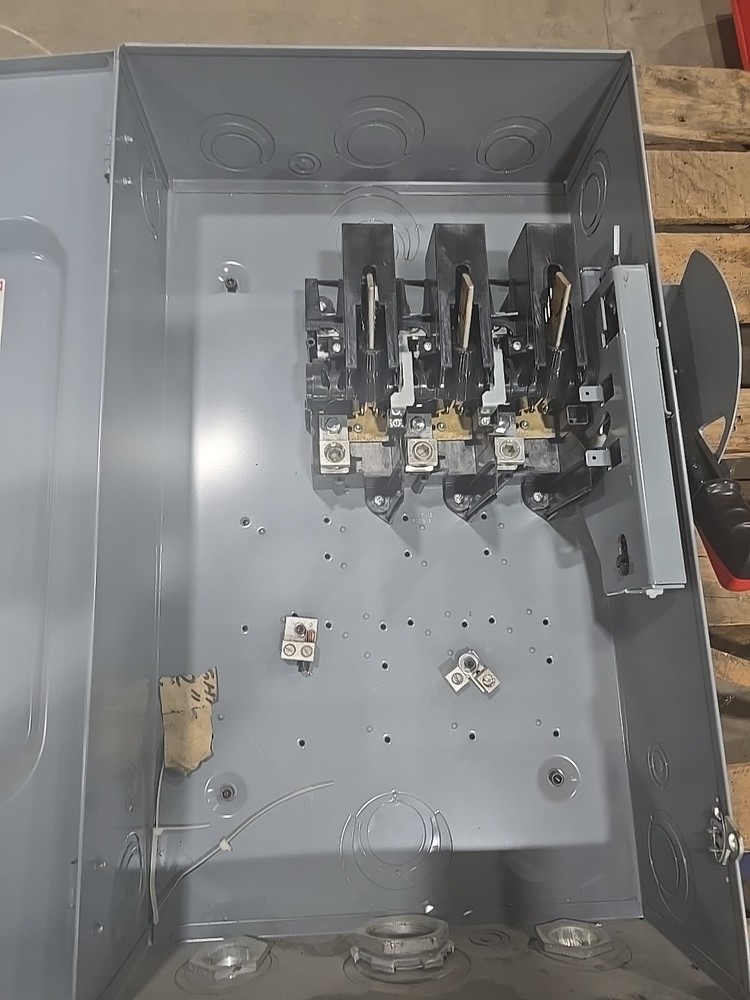 SQUARE D HU364 200 AMP 600 VOLT
