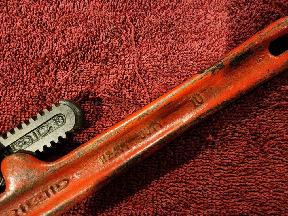 RIDGID 10" Heavy Duty Pipe Wrench #4