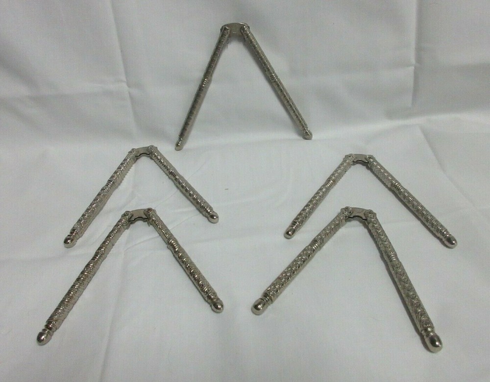 VTG HMQ (1) Nutcracker Metal (4) Unbranded FANCY HANDLE NUTCRACKER