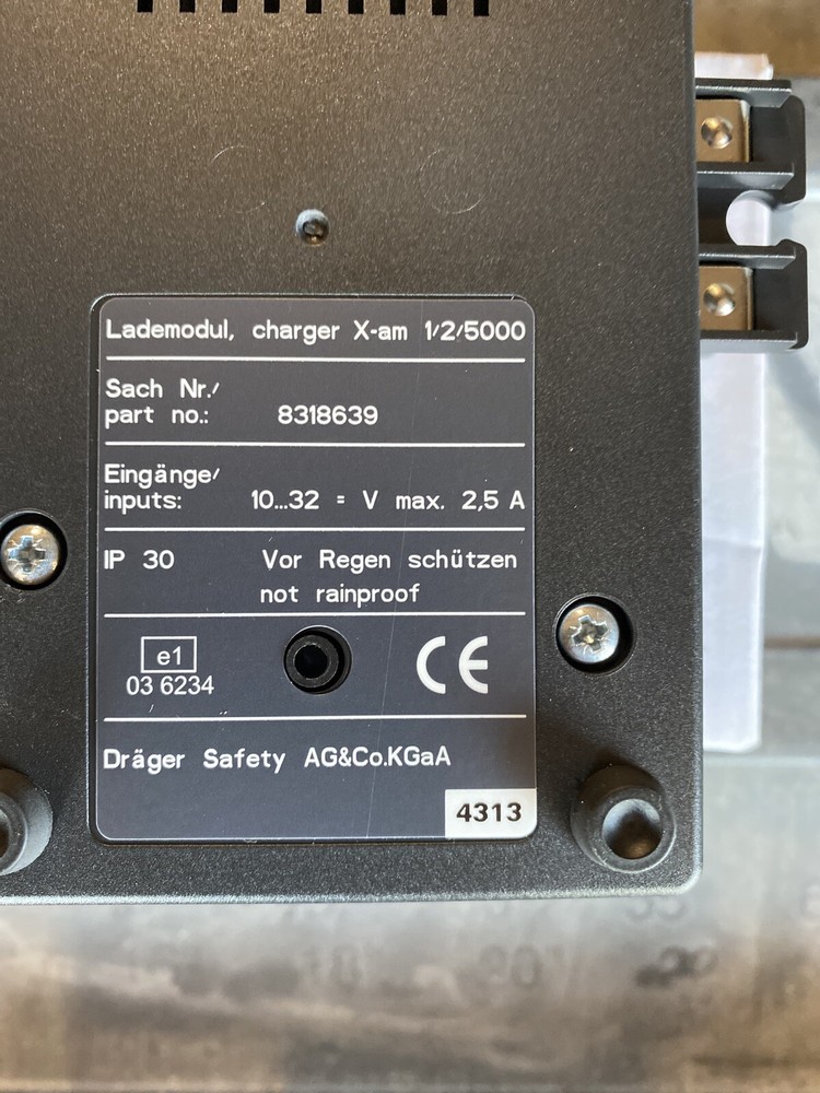 DRAGER X-AM CHARGING MODULE BASE 8318639 NIB