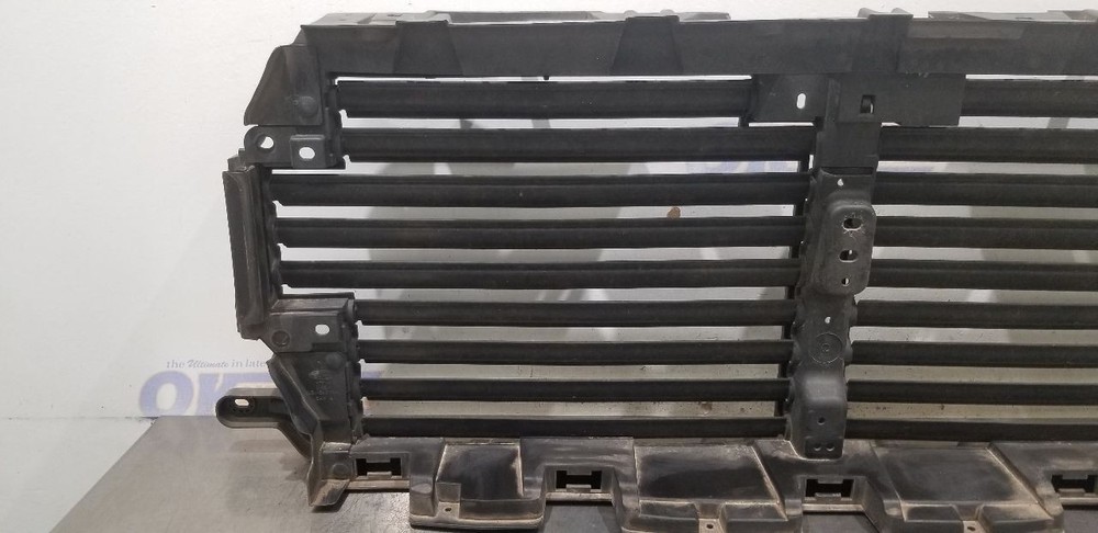20 FORD F150 UPPER AIR SHUTTER 5.0L