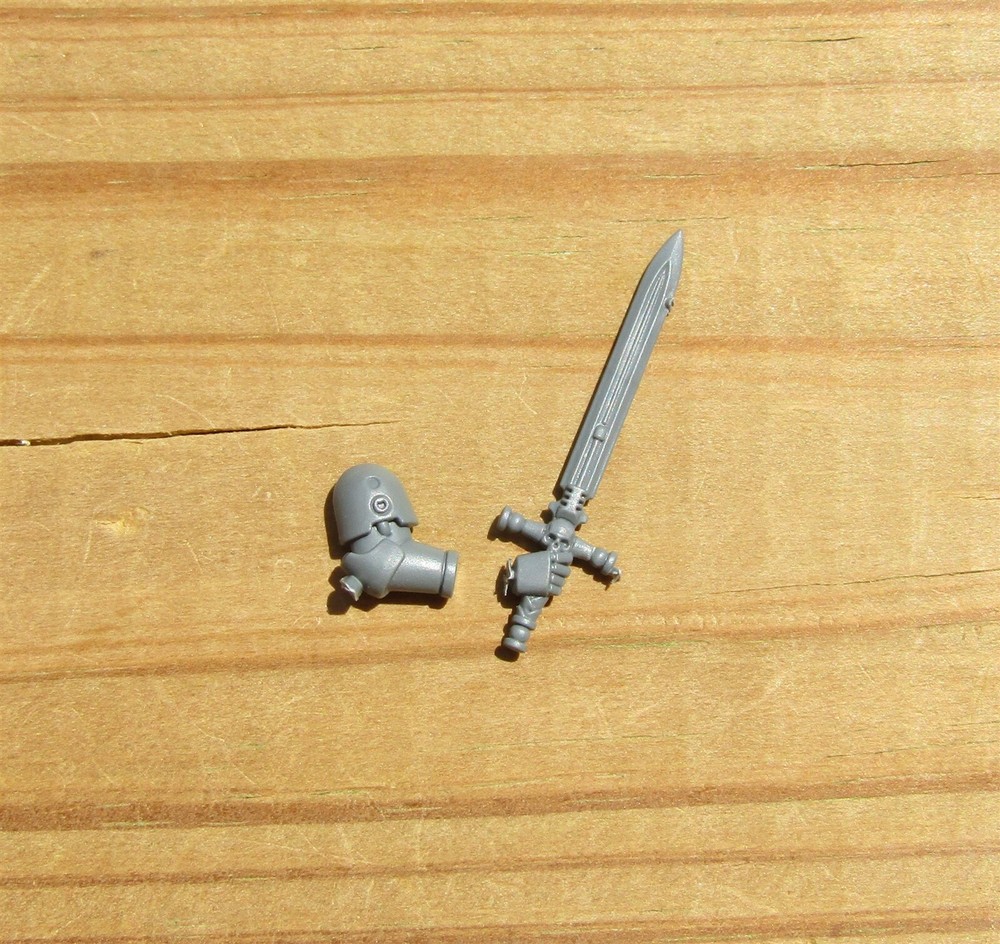 40K Space Marines Legion Mark VI Tactical Power Sword Arm Bits