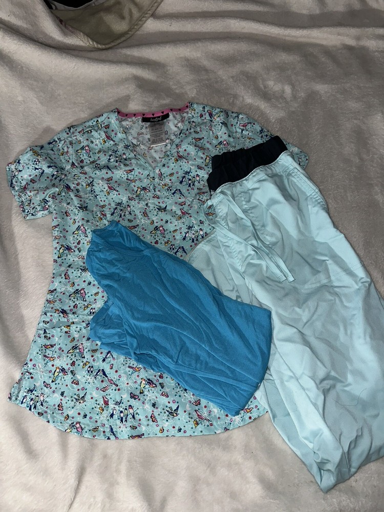 Women’s Scrub Set