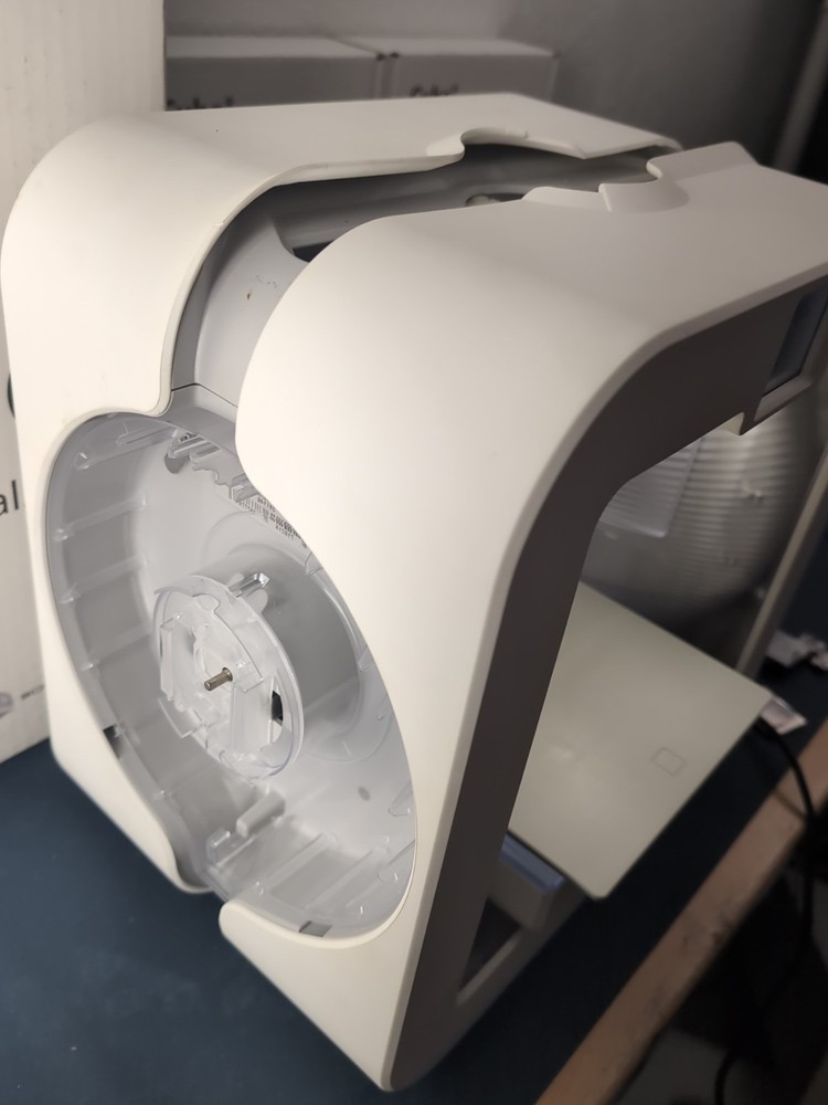 Cube 3D Printer Model 39220 White