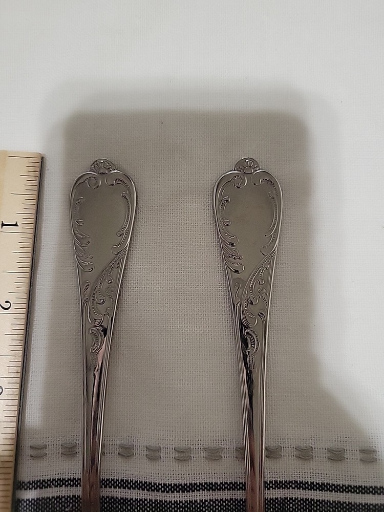 2 LQF2 Livingquarters Spoons