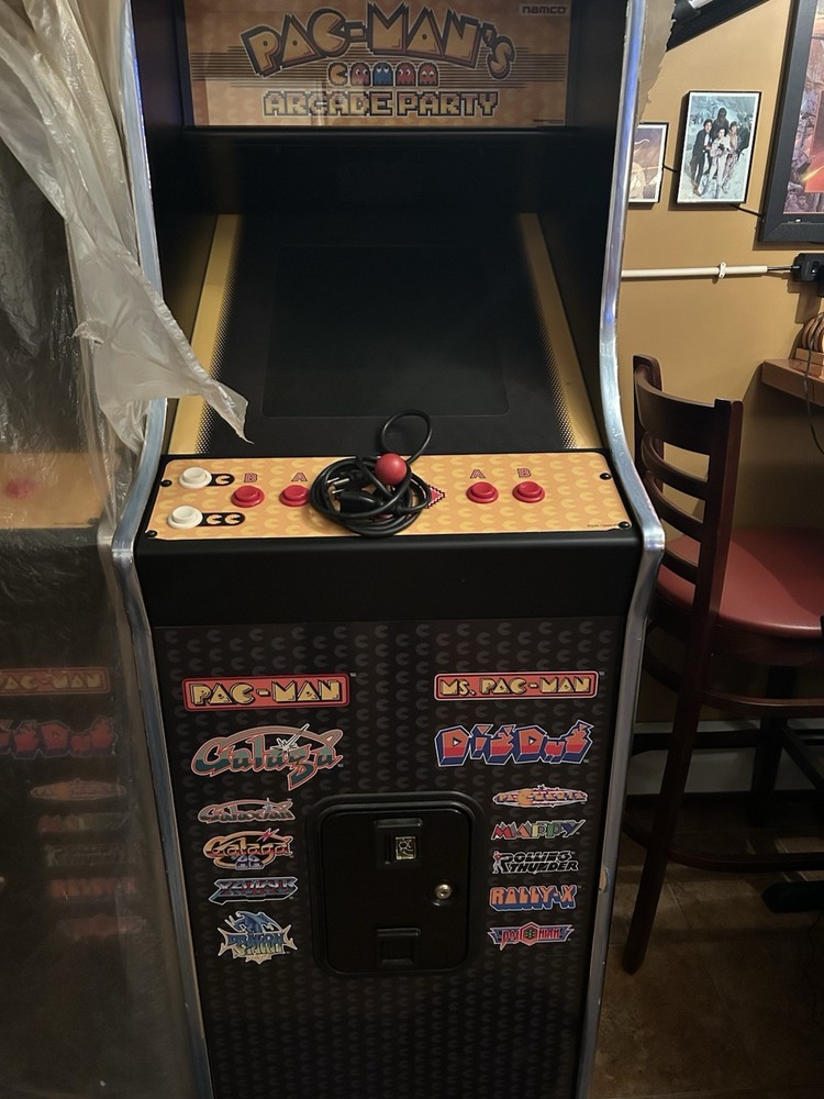 Namco Pac-Man Arcade Machine