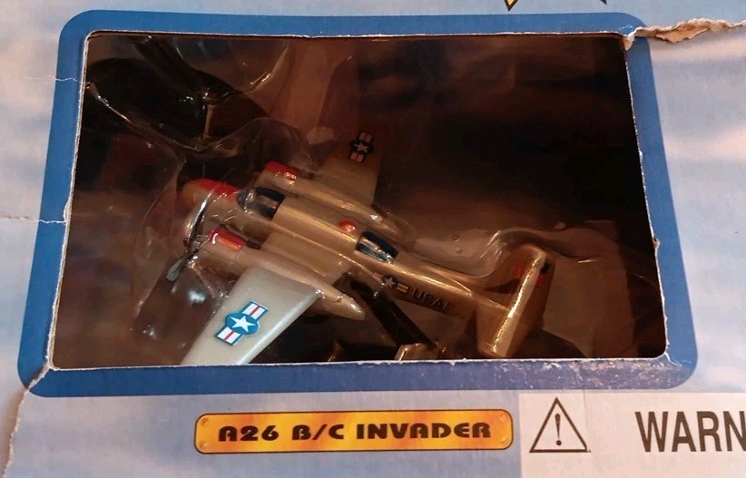 1998 Classic Air Fighters, Motorized Pull N Go, With Display Stands