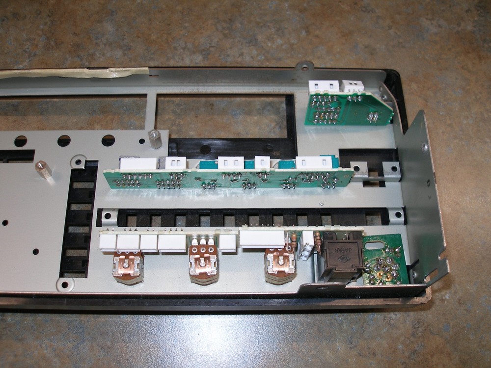 Yaesu FT-736R Front panel a few controls