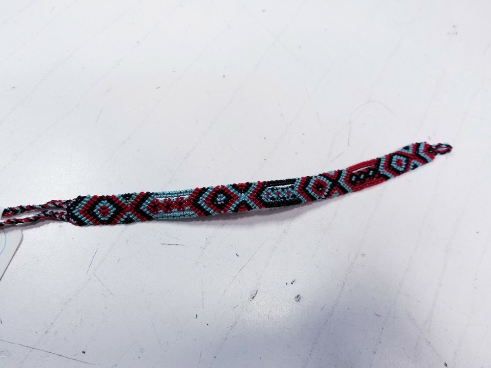 artesaniastextiles Handcrafted String Bracelet
