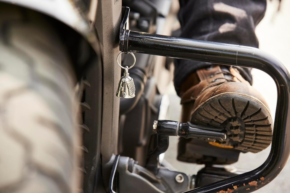 GUARDIAN BELL - Wild Mustang Horses