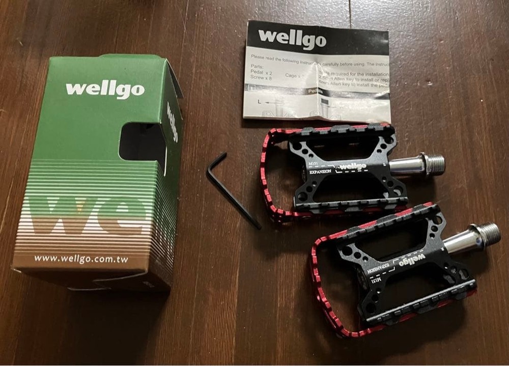 WELLGO M151 Aluminum Multi-Function Pedal Red Black Size Adjustable 322g