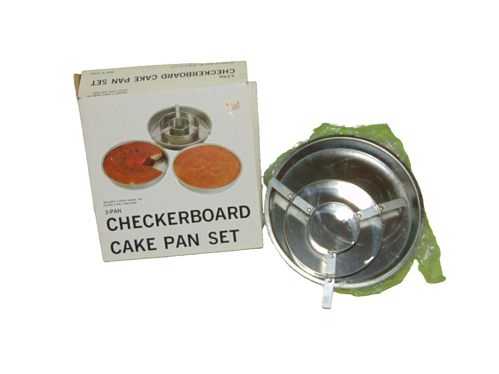 Checkerboard Cake Pan Set New