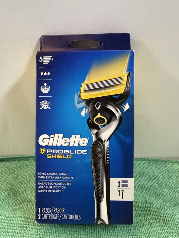 NEW Gillette ProGlide Shield, 1 Razor Handle, 2 Cartridge