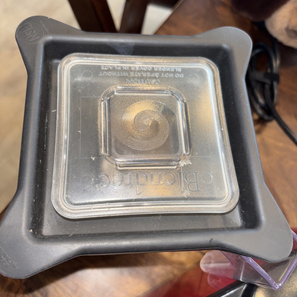 Blendtec Total Blender Designer Blender Model CTB1 Red