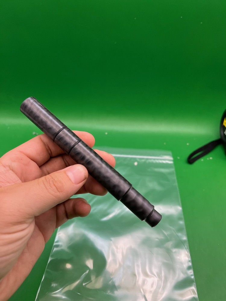 Carbon Fiber Bolt - Need ID