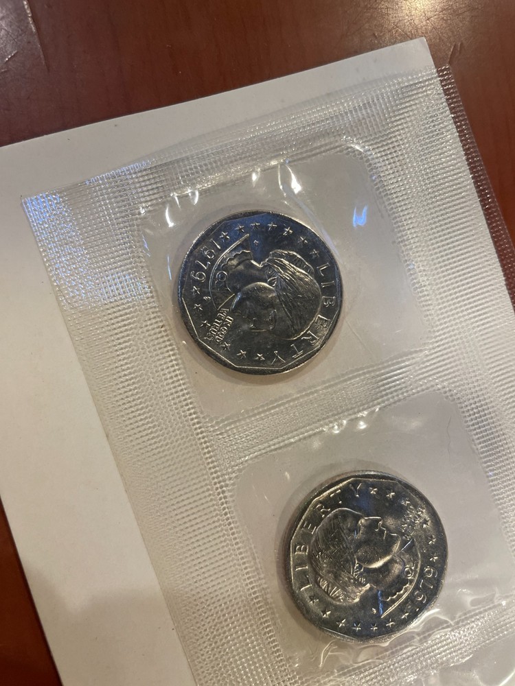 1979 P+D+S Susan B Anthony Uncirculated Coin Set w/ Envelope & Packaging