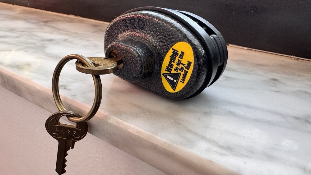 Master Lock Gun Trigger Lock with 2 Keys