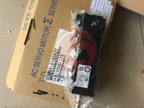 ONE NEW YASKAWA AC SERVO MOTOR SGMAV-01ADA2C