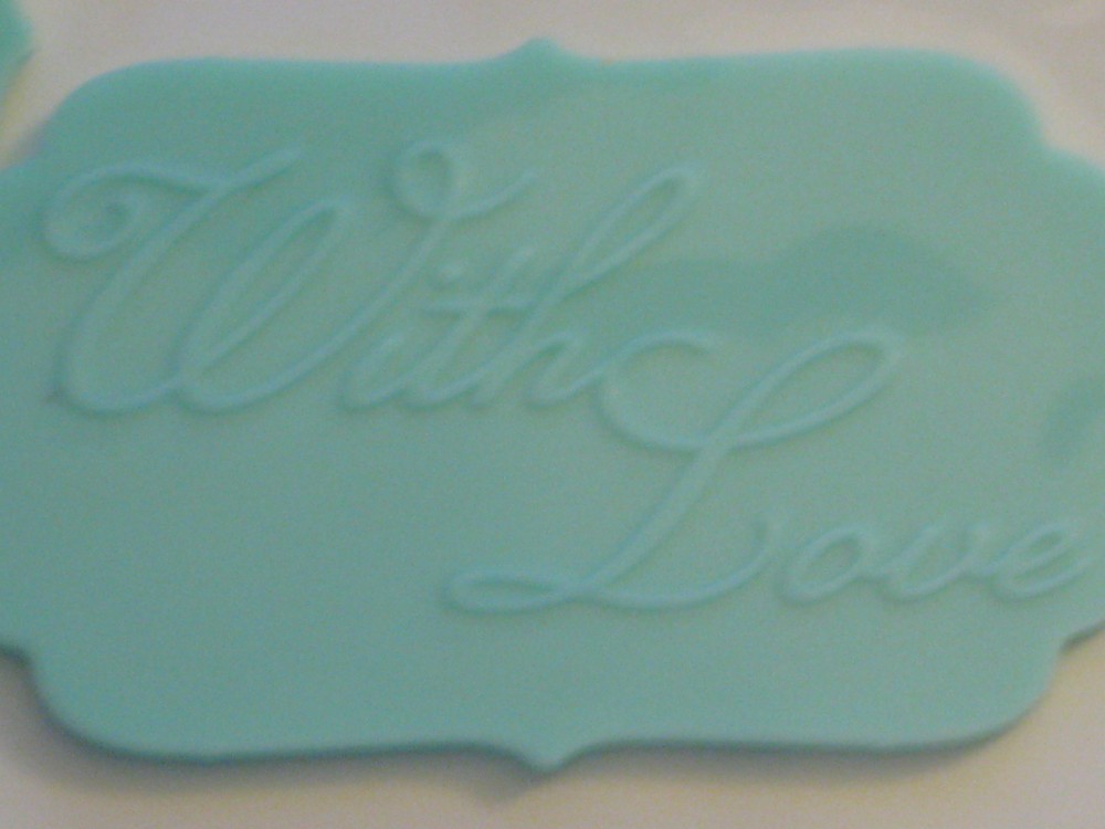 TATTERED LACE INTERCHANGEABLE EMBOSSING FOLDER - "LACEY GRID" - TTLEF013