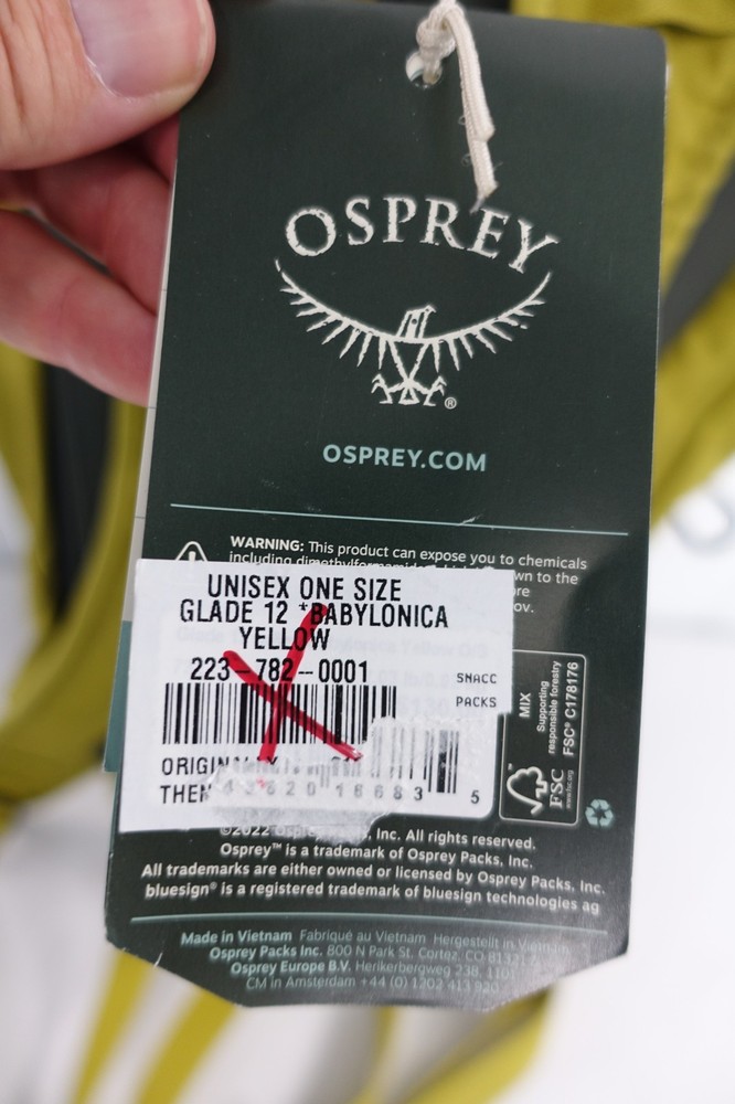 $130 Osprey Glade 12 Snow Pack Ski Hydration Backpack in Yellow