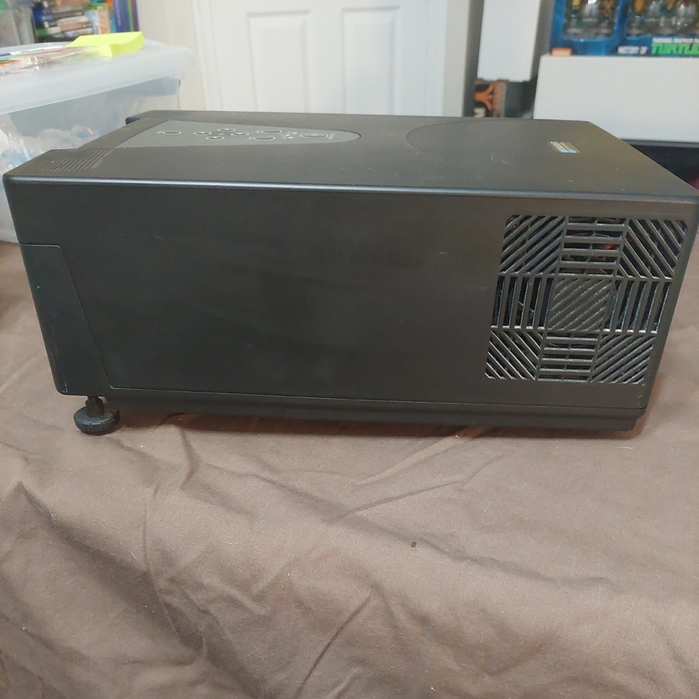 Boxlight MP-83i High-End LCD Projector tested working