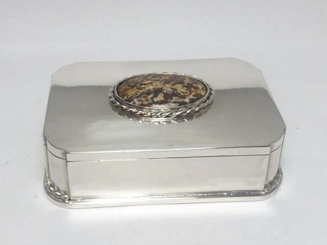 RARE 930 SWEDISH 126g SOLID SILVER BOX, TOBACCO BOX, AGATE, MAKER SIGNED, c1951